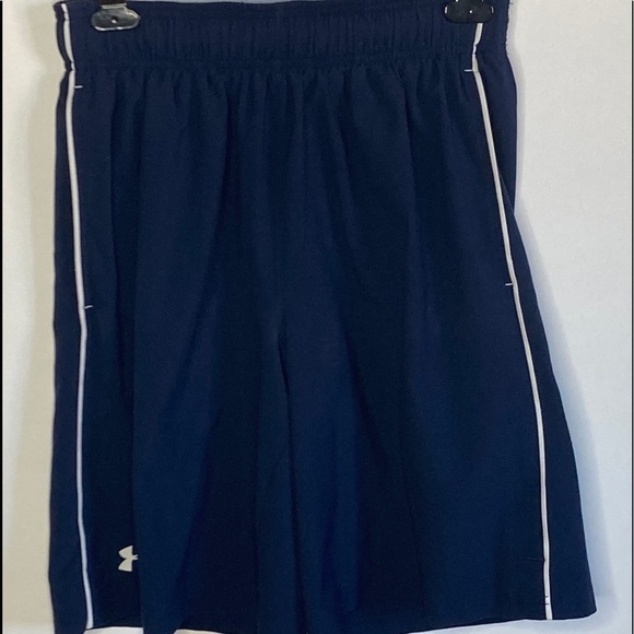 Under Armour Loose pull string waist Shorts Sz Small - Picture 2 of 6